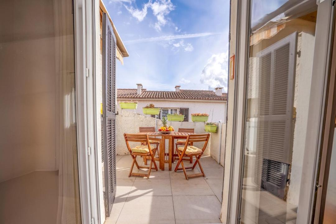 Photo of Patio Balcony in Les Lecques