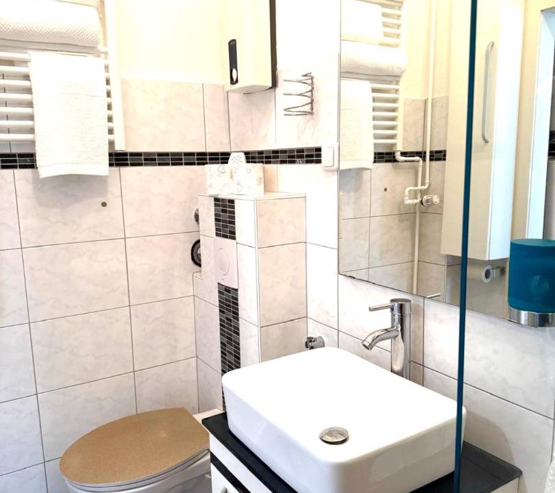 Photo of Bathroom in Vahrenwald-List