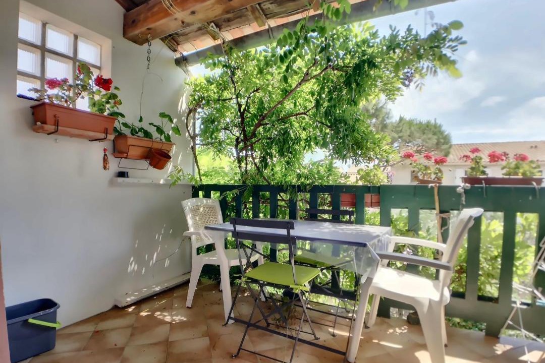 Photo of Patio Balcony in Saintes-Maries-de-la-Mer