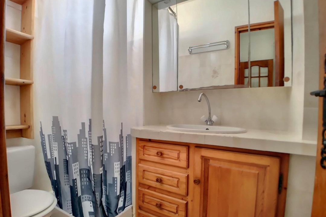 Photo of Bathroom in Saintes-Maries-de-la-Mer