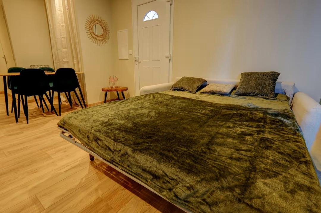Photo of Bedroom in Les Echets