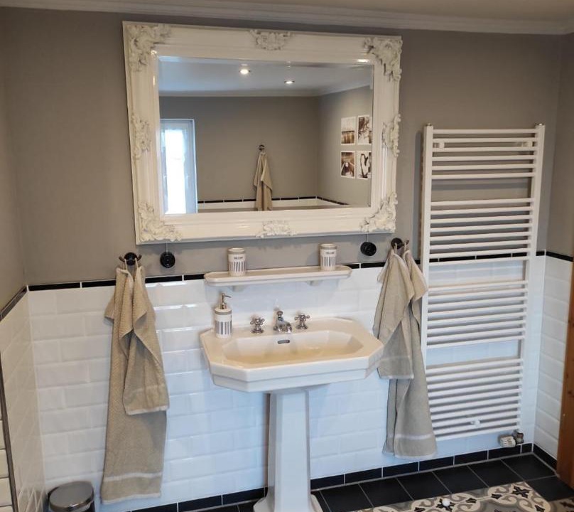 Photo of Bathroom in Accum