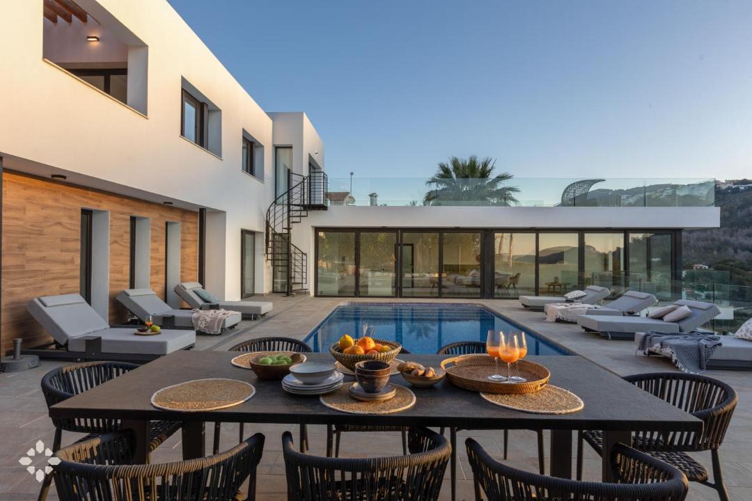 Photo of Patio Balcony in Arnella