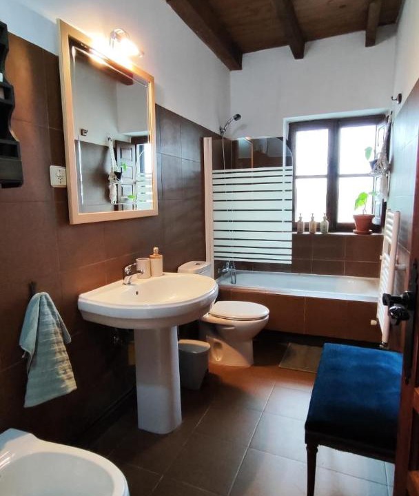 Photo of Bathroom in Villalba de la Lampreana