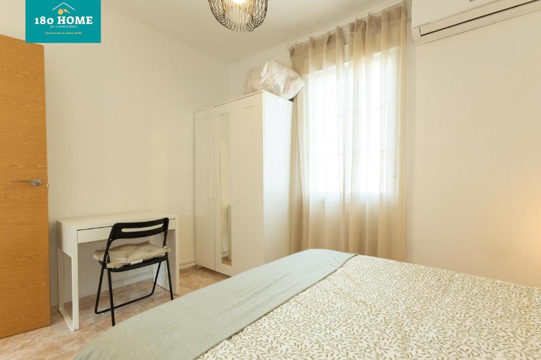Photo of Bedroom in Triana