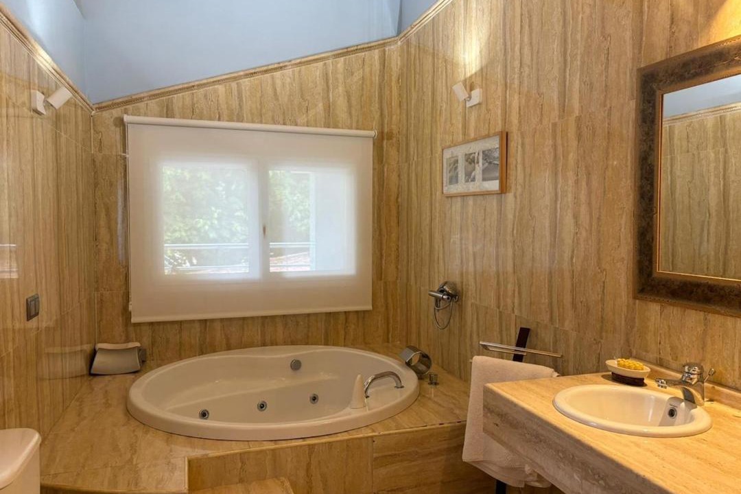 Photo of Bathroom in Villanueva de Rio-Ubierna