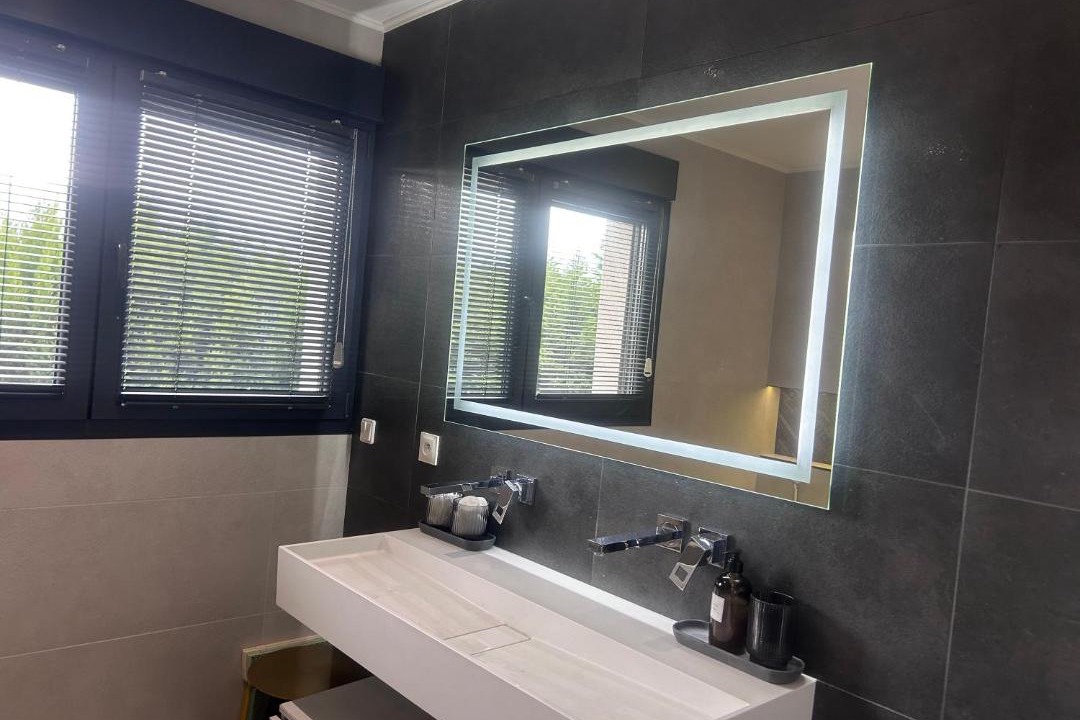 Photo of Bathroom in Cran-Gevrier