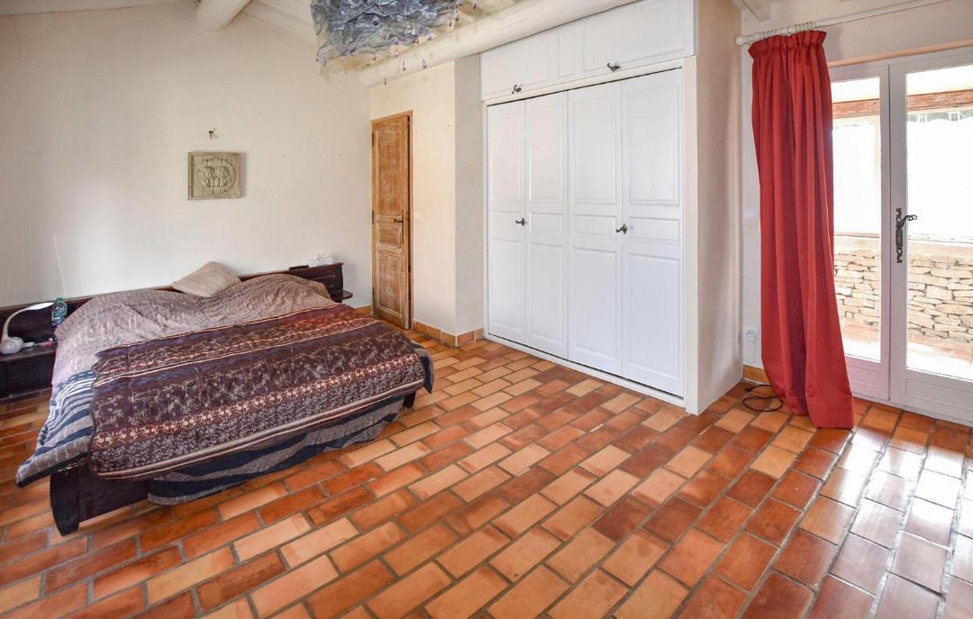 Photo of Bedroom in Goult
