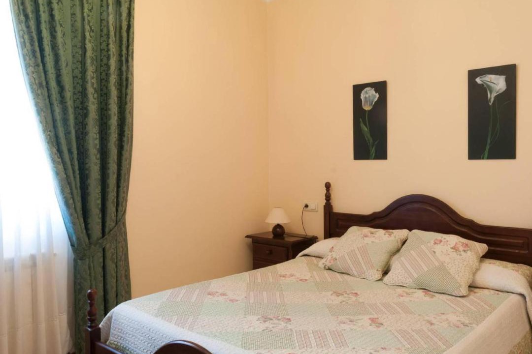 Photo of Bedroom in Barruelo de Santullan