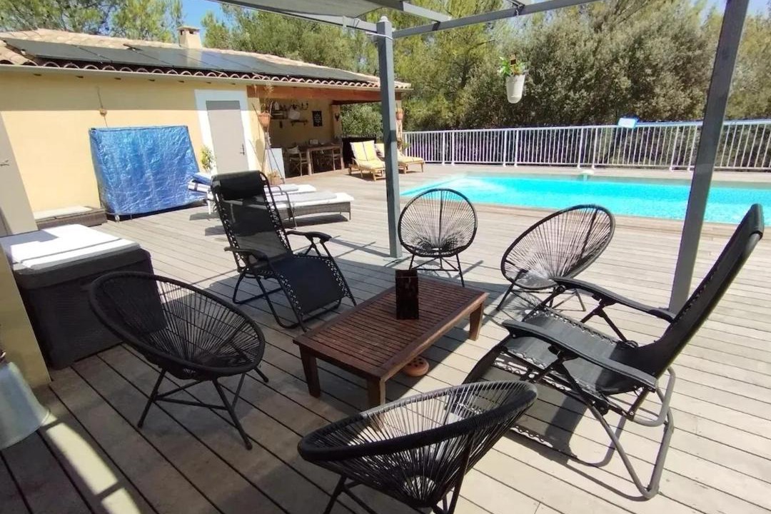 Photo of Patio Balcony in Collias