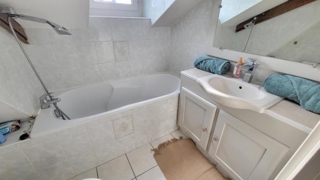 Photo of Bathroom in Tarbes