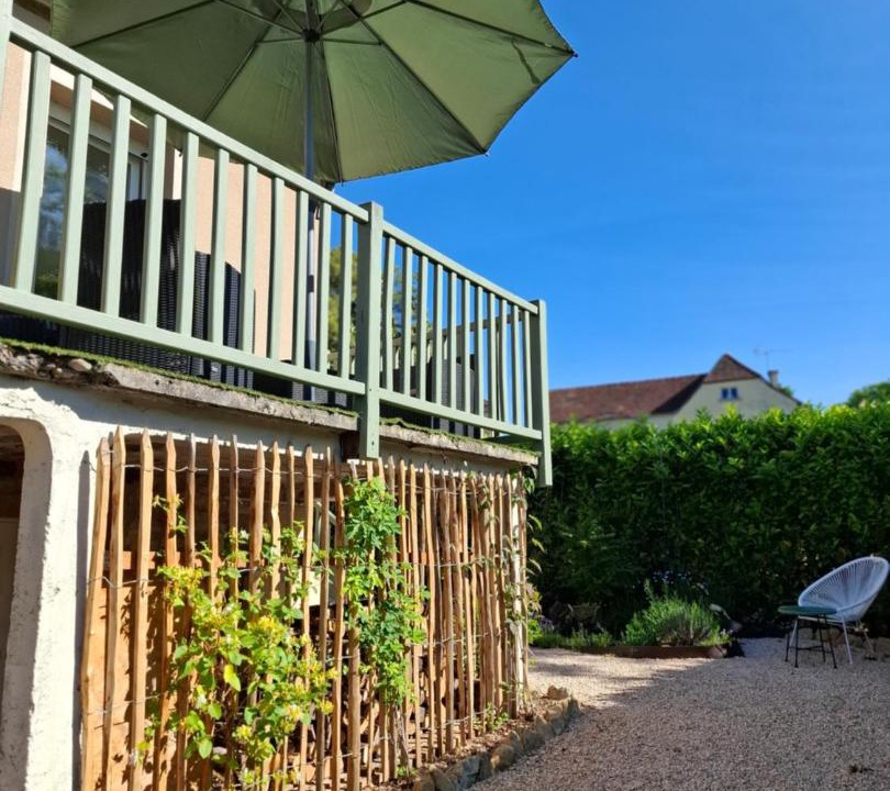 Photo of Patio Balcony in Betaille