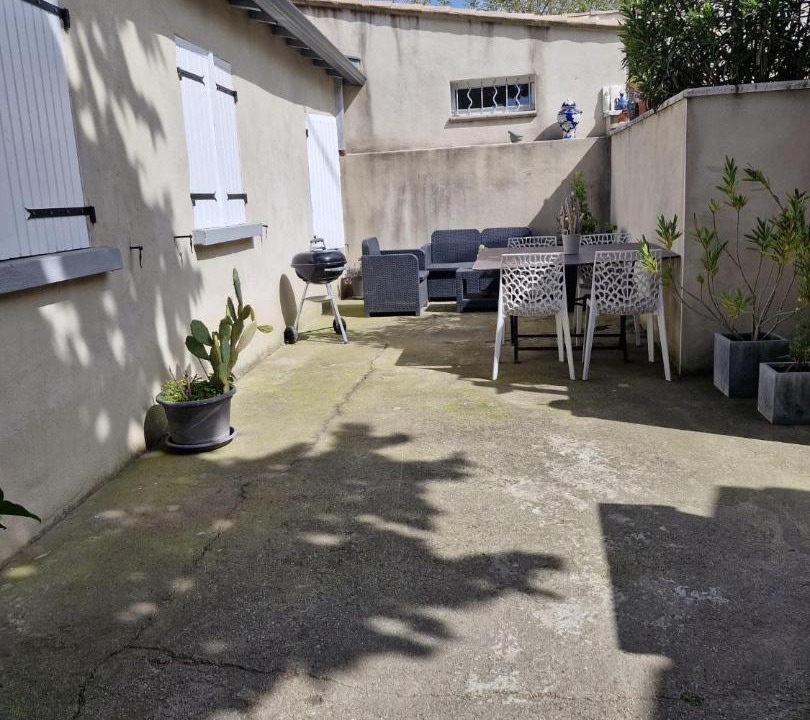 Photo of Others in Garrigues