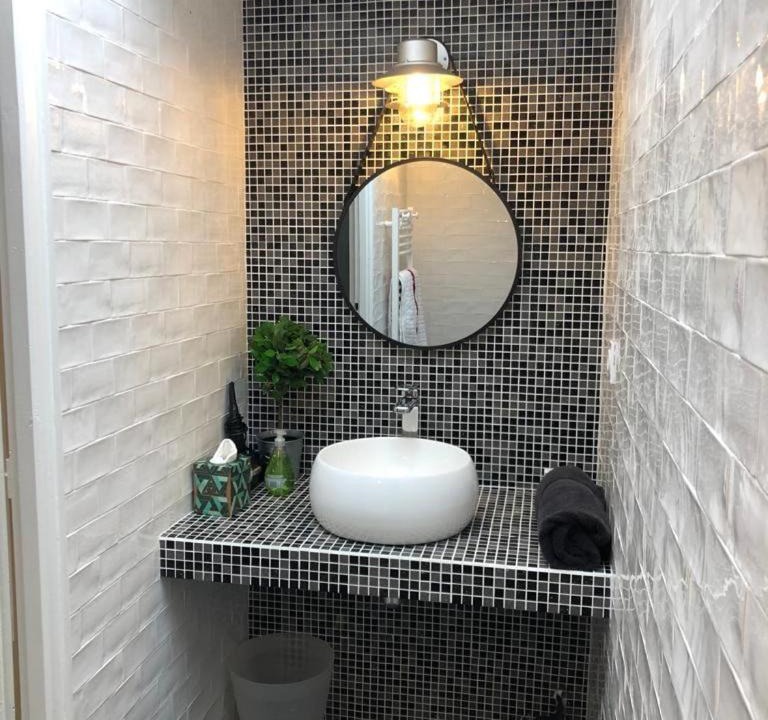 Photo of Bathroom in Laroin