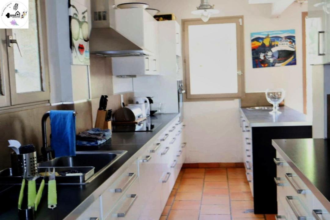 Photo of Kitchen in Belcodene