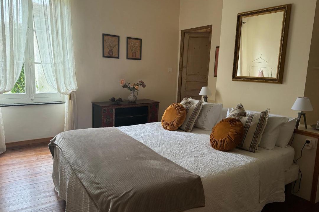 Photo of Bedroom in Verzeille