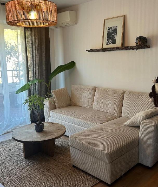 Photo of Livingroom in Ensues-la-Redonne