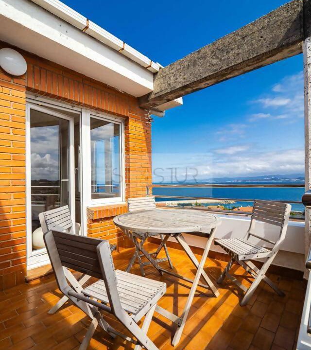 Photo of Patio Balcony in Luanco