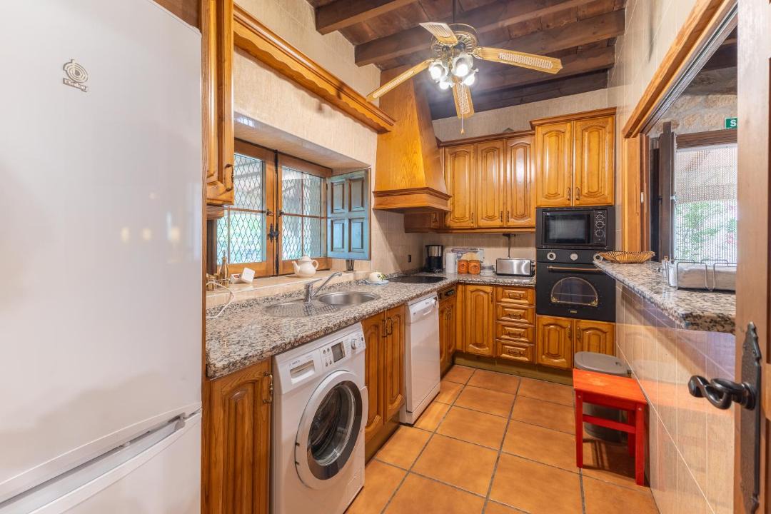 Photo of Kitchen in Candeleda