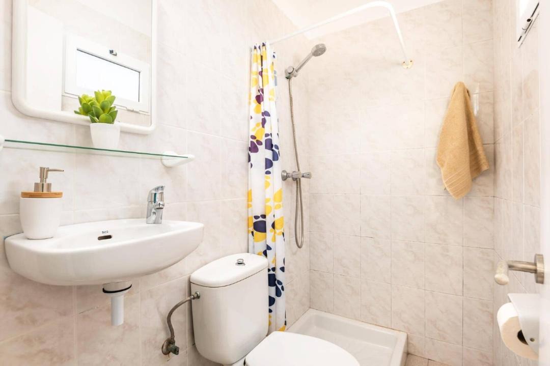Photo of Bathroom in Cala en Blanes