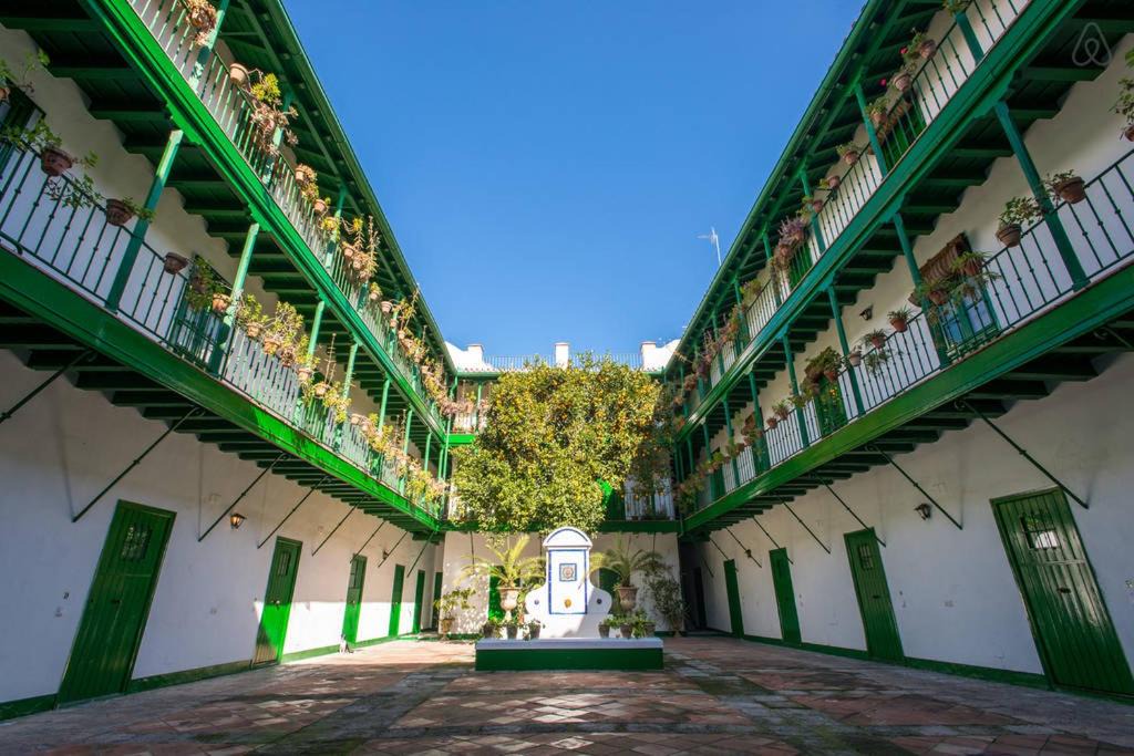 Photo of Buildings in Encarnacion-Regina