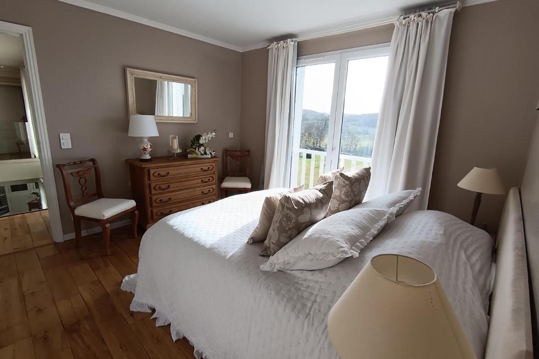 Photo of Bedroom in Castelnau-de-Montmiral