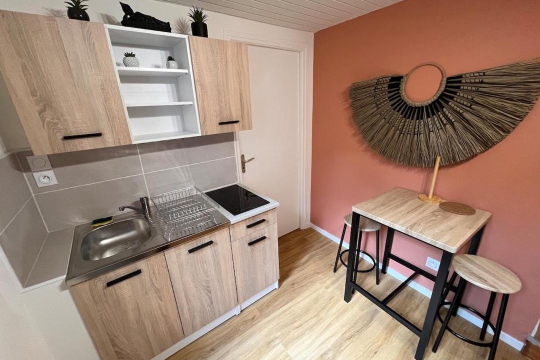 Photo of Kitchen in La Cote-Saint-Andre