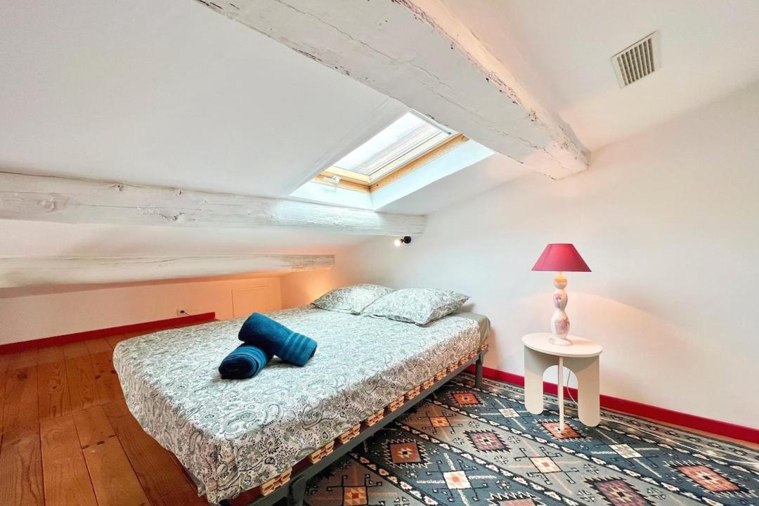 Photo of Bedroom in Miramas le Vieux