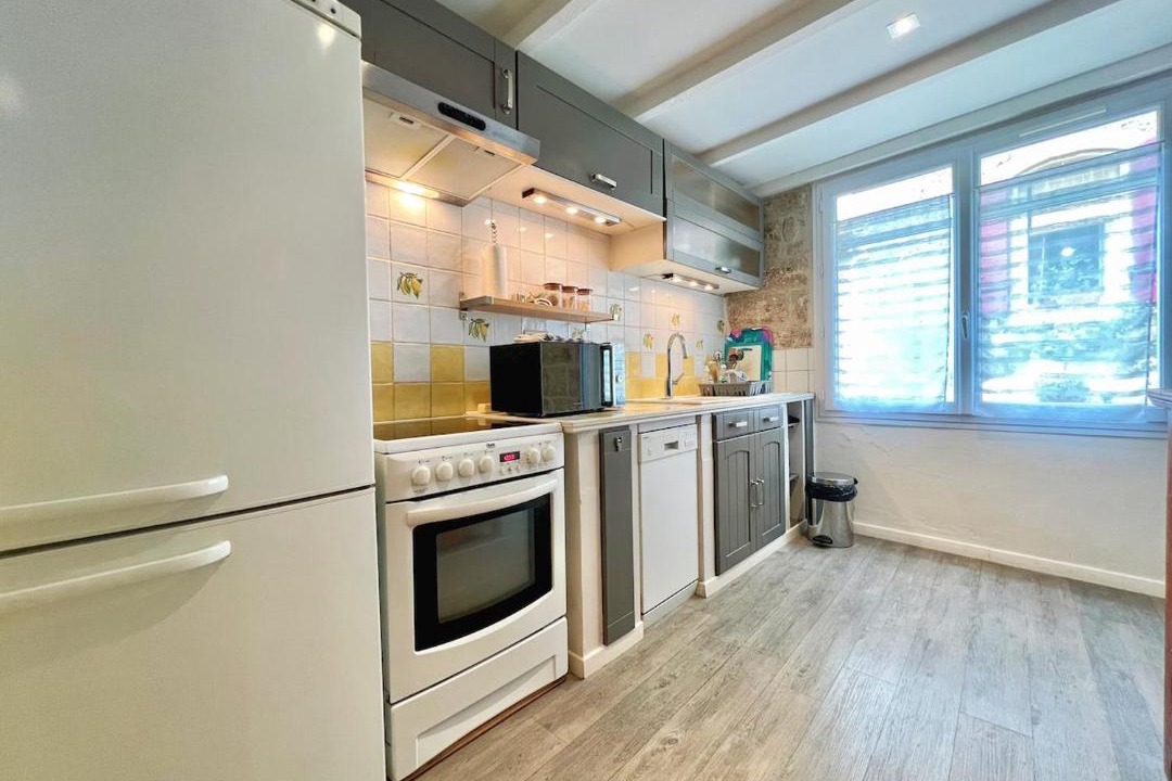 Photo of Kitchen in Miramas le Vieux