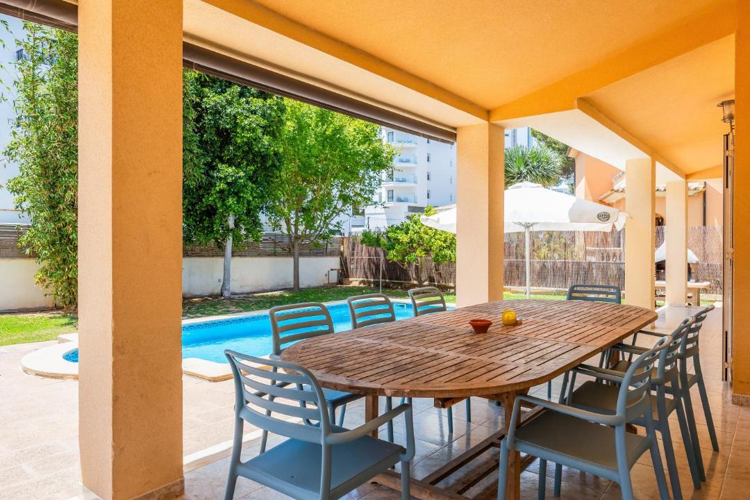 Photo of Patio Balcony in Les Meravelles