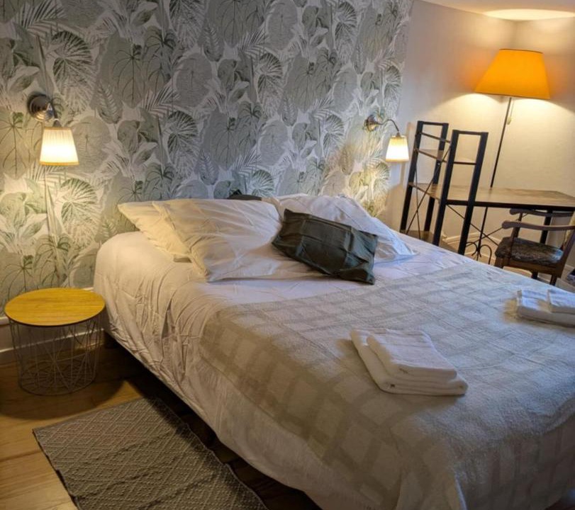 Photo of Bedroom in Tenay