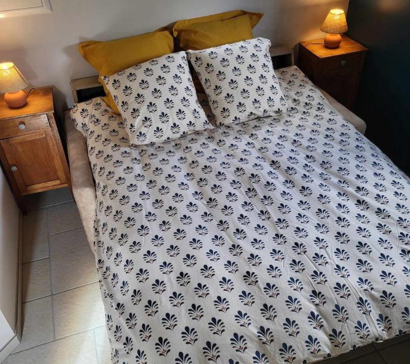 Photo of Bedroom in Menetru-le-Vignoble