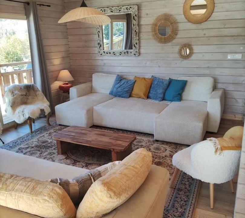 Photo of Livingroom in Thezillieu