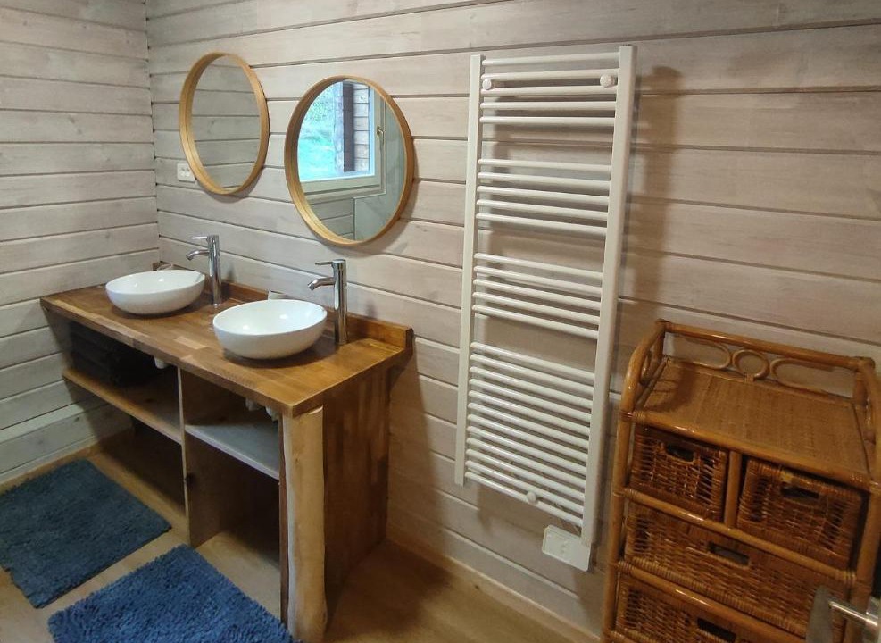 Photo of Bathroom in Thezillieu
