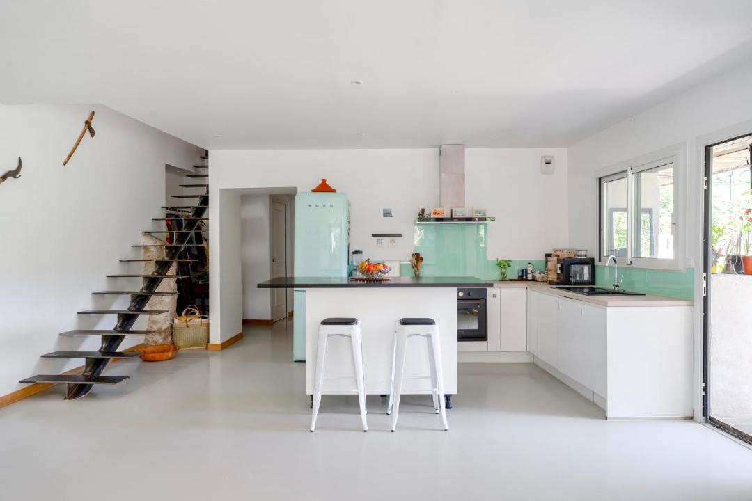 Photo of Kitchen in Simiane-Collongue