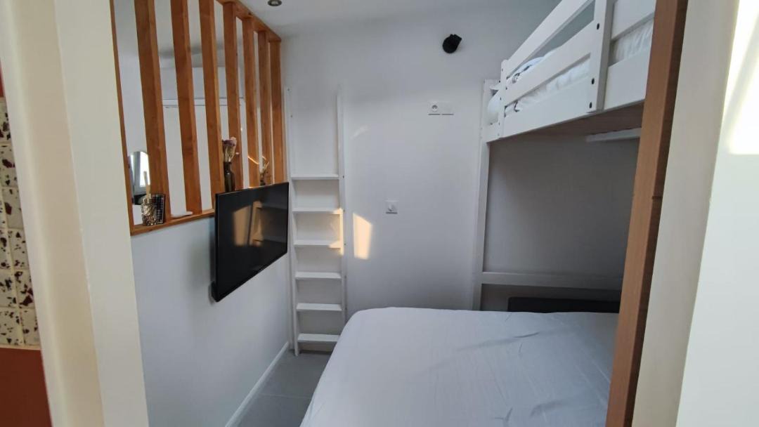 Photo of Bedroom in Mireval