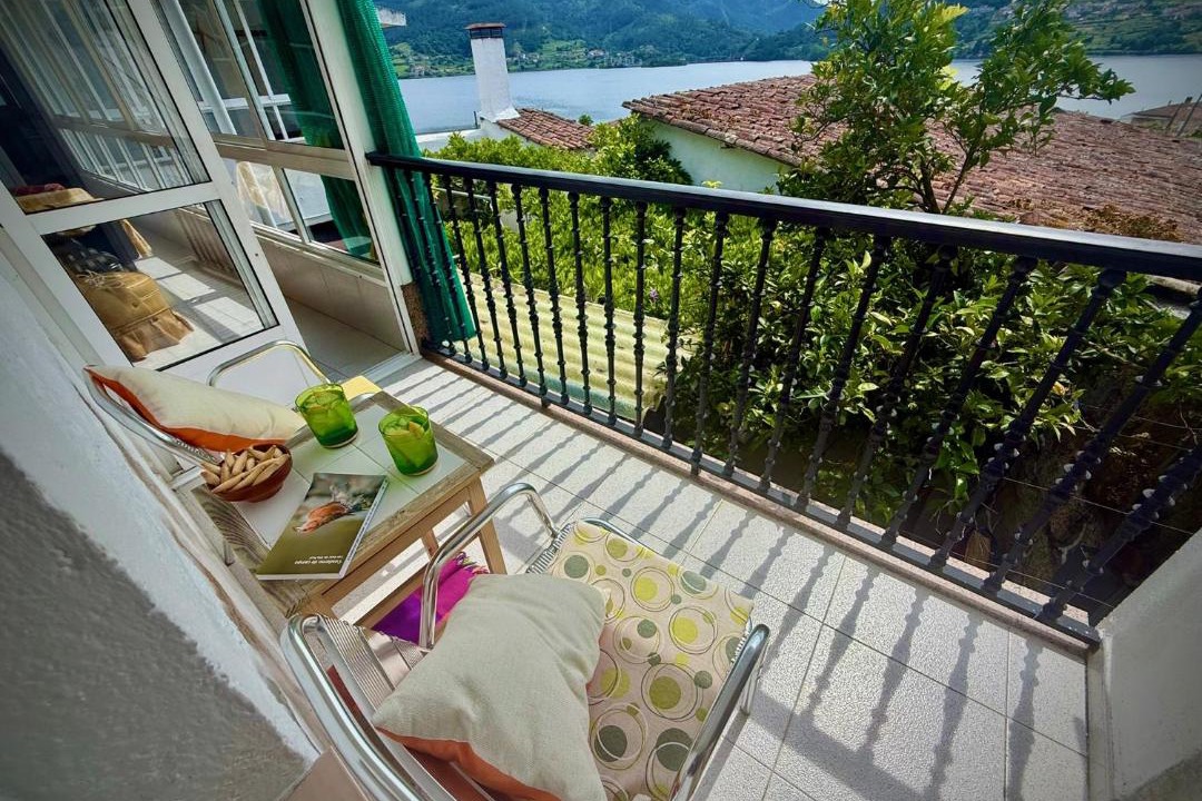 Photo of Patio Balcony in Ribadavia