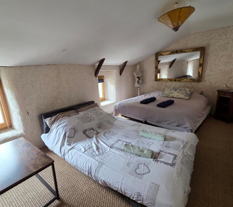 Photo of Bedroom in Labastide-sur-Besorgues