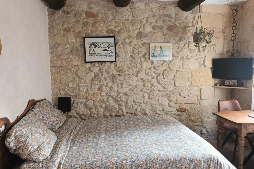 Photo of Bedroom in Opera