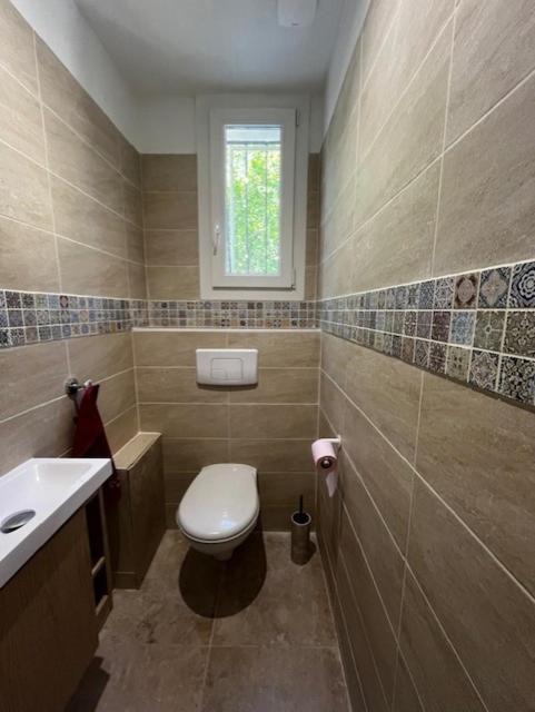 Photo of Bathroom in Entraigues-sur-la-Sorgue