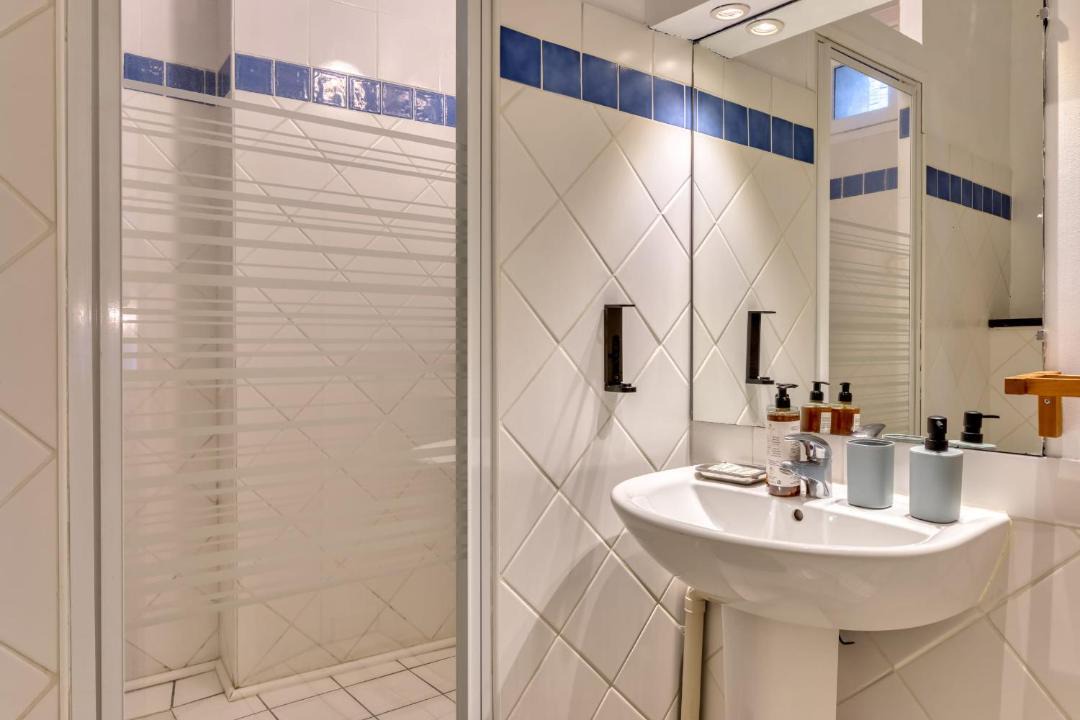 Photo of Bathroom in Quartier Vieux Marche-Cathedrale
