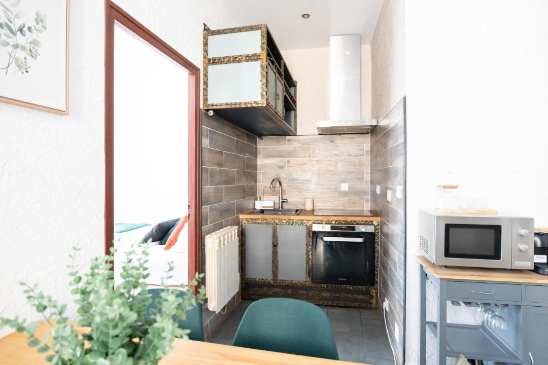 Photo of Kitchen in Quartier Administrations