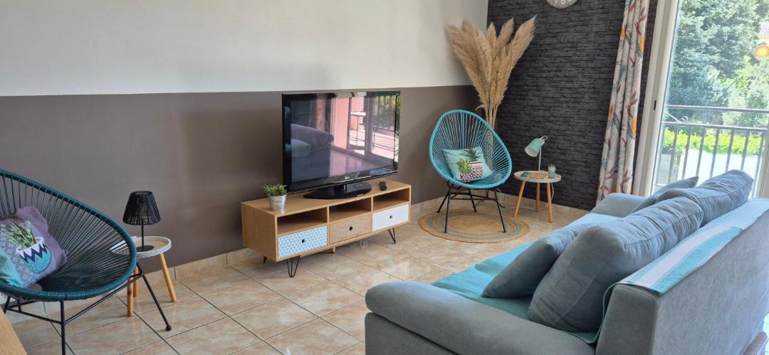 Photo of Livingroom in Comps