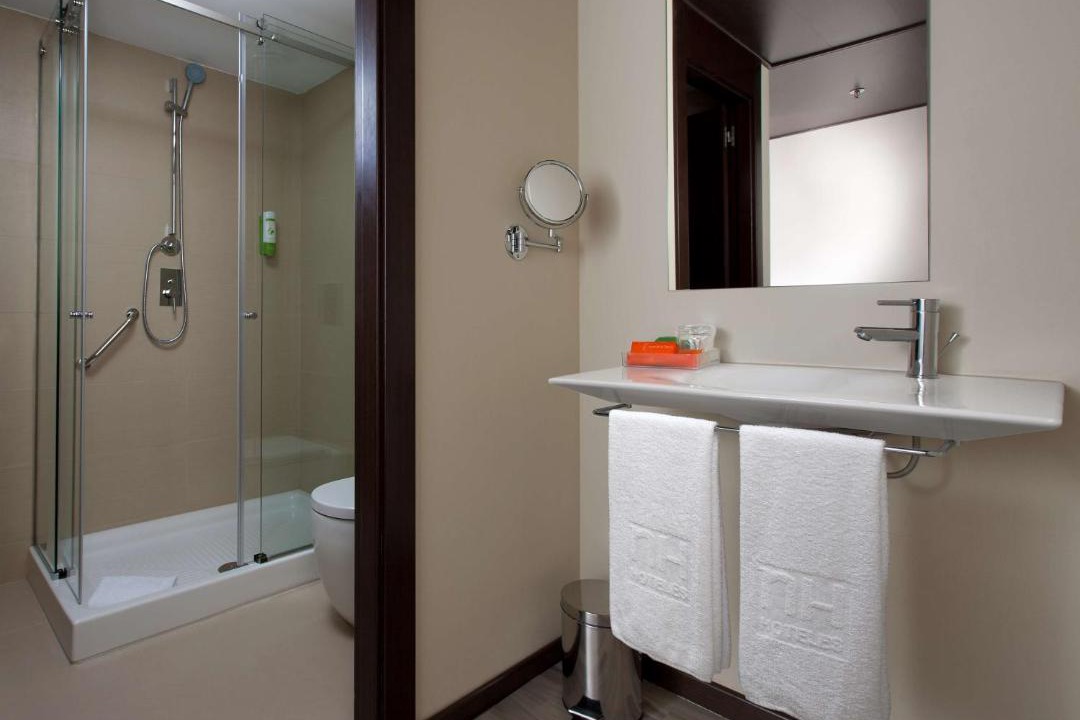 Photo of Bathroom in El Parc i la Llacuna del Poblenou
