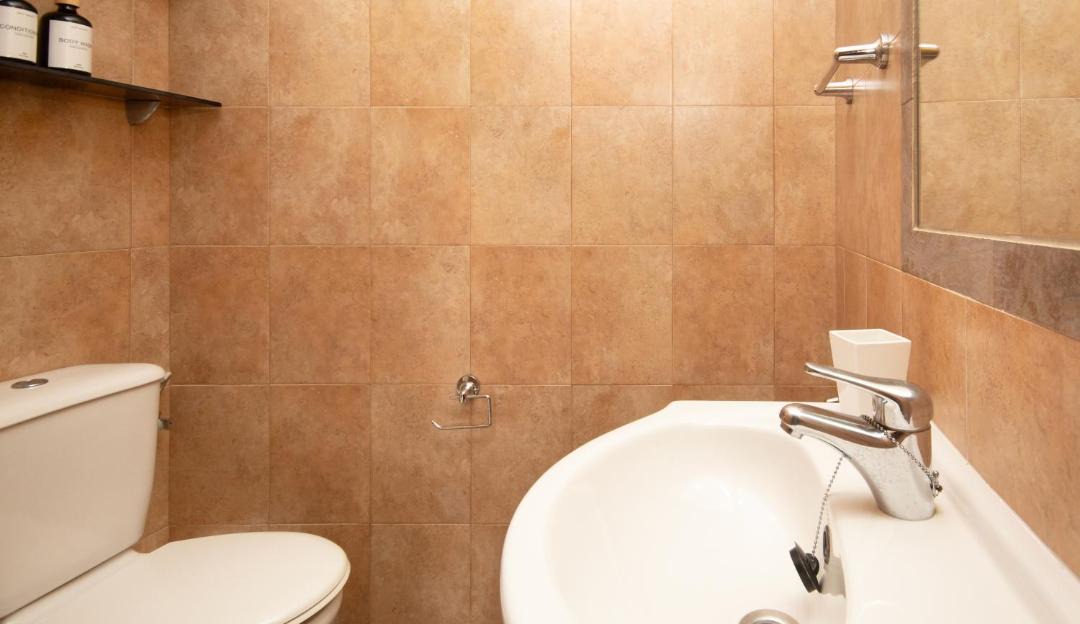 Photo of Bathroom in Arnados