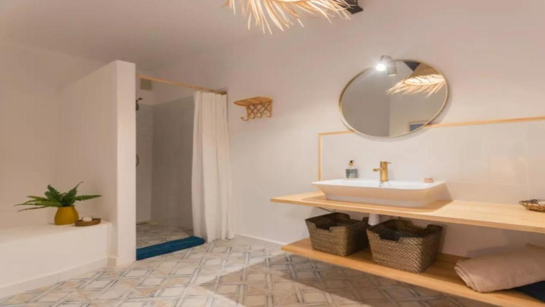 Photo of Bathroom in Old Town