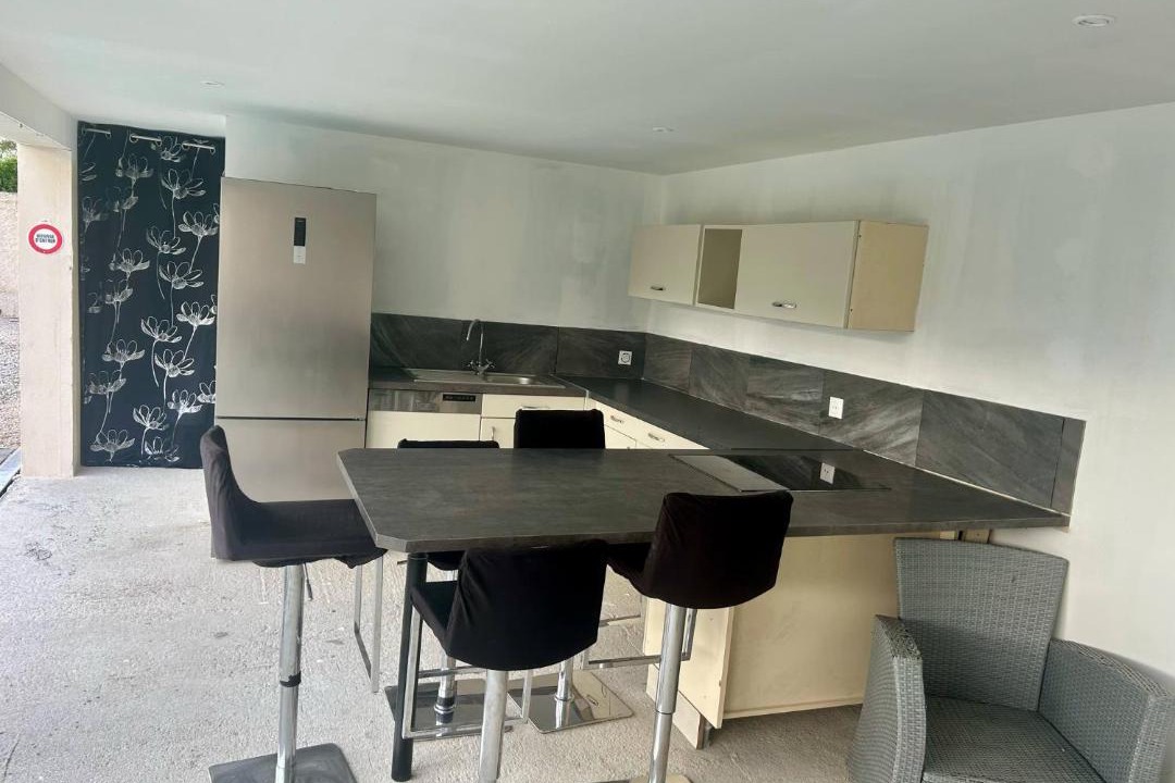 Photo of Kitchen in Entraigues-sur-la-Sorgue
