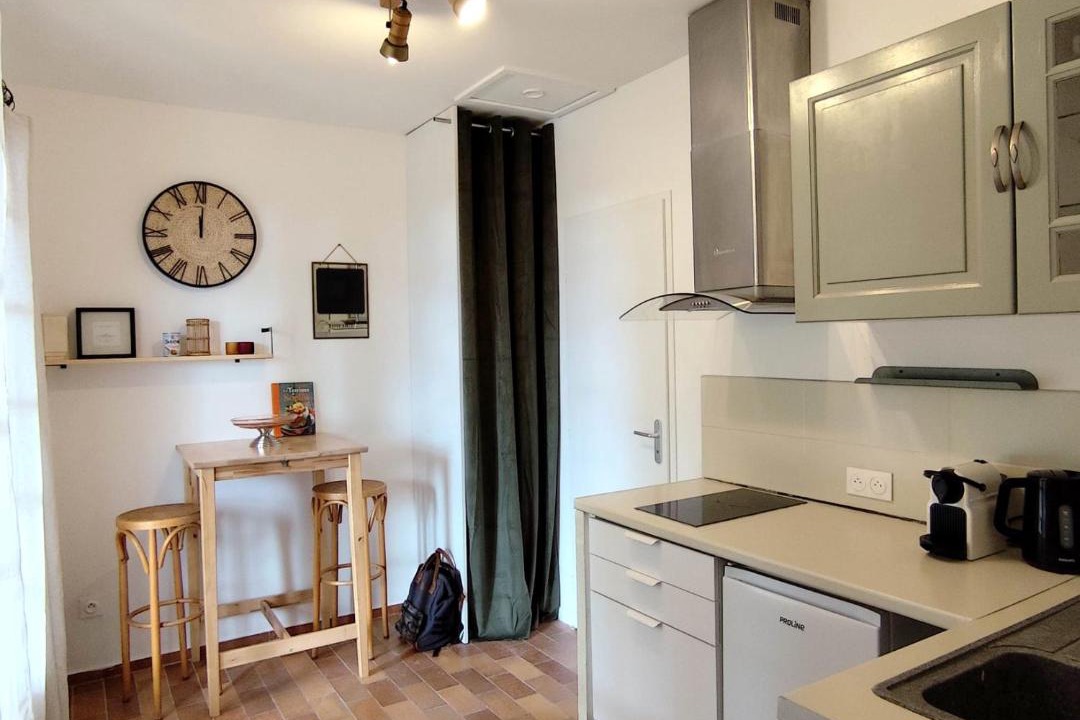 Photo of Kitchen in Suze-la-Rousse