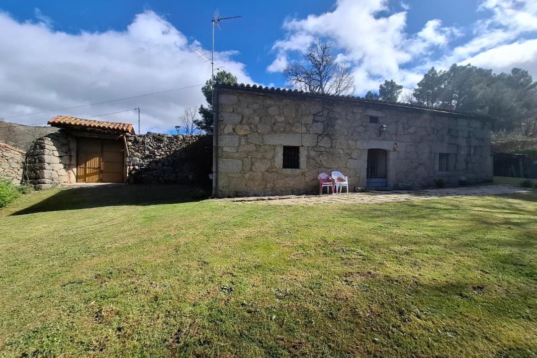 Photo of Others in Navacepedilla de Corneja