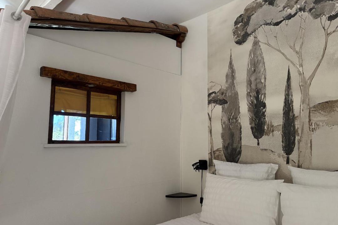 Photo of Bedroom in Plan-d'Orgon